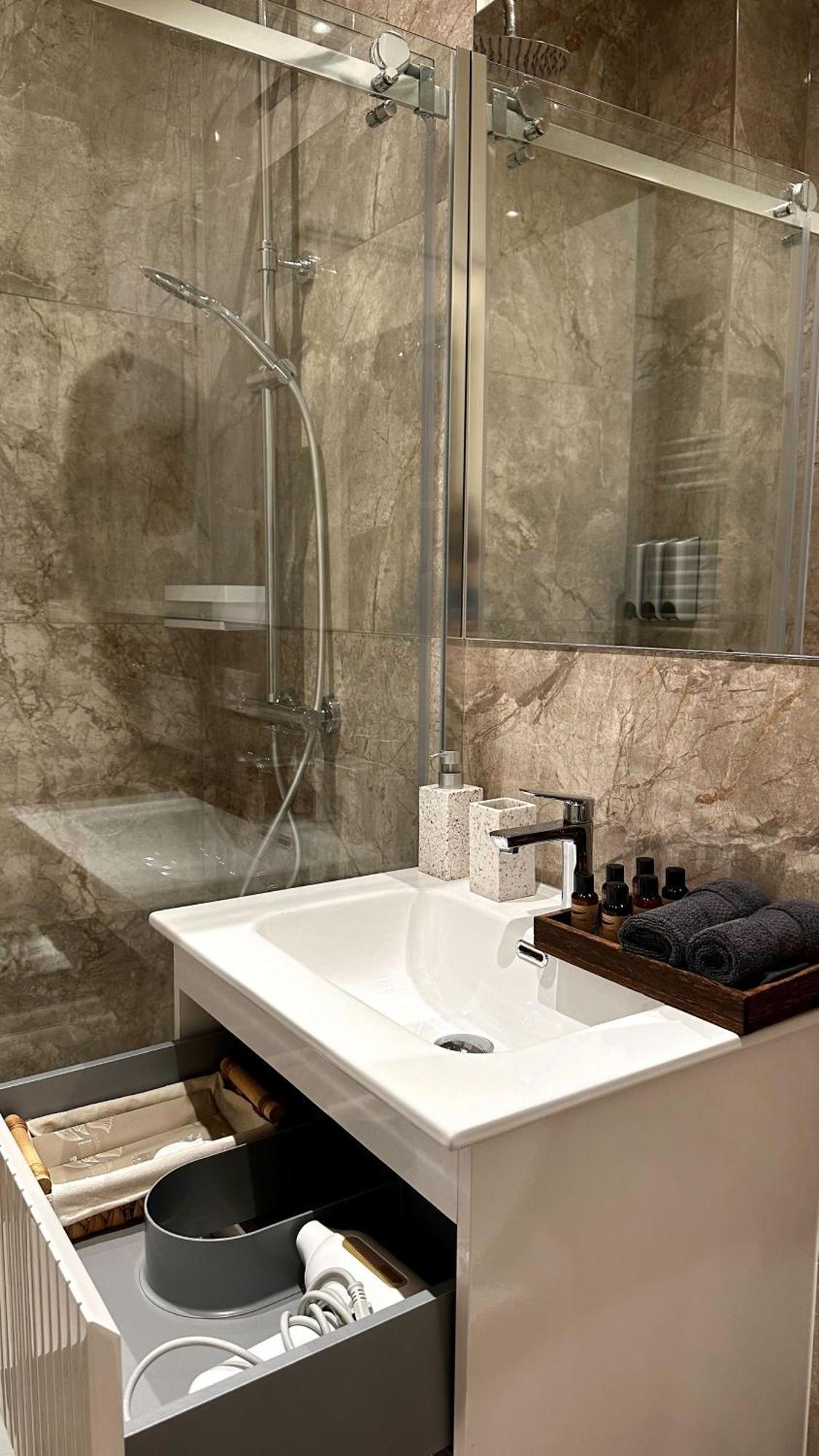 Urban Chic Apartment In The Heart Of מכלן מראה חיצוני תמונה